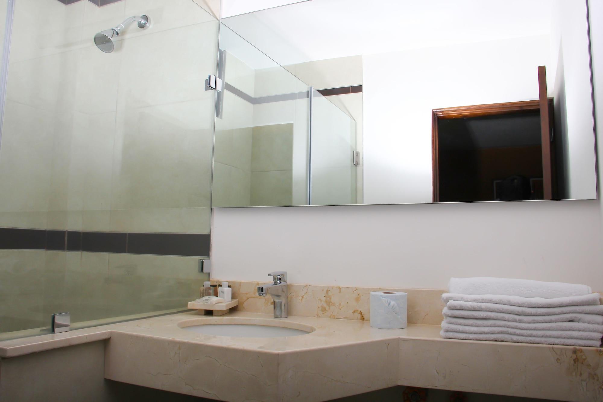 Eh Ejecutivo Urban Hotel Tepic Exterior photo
