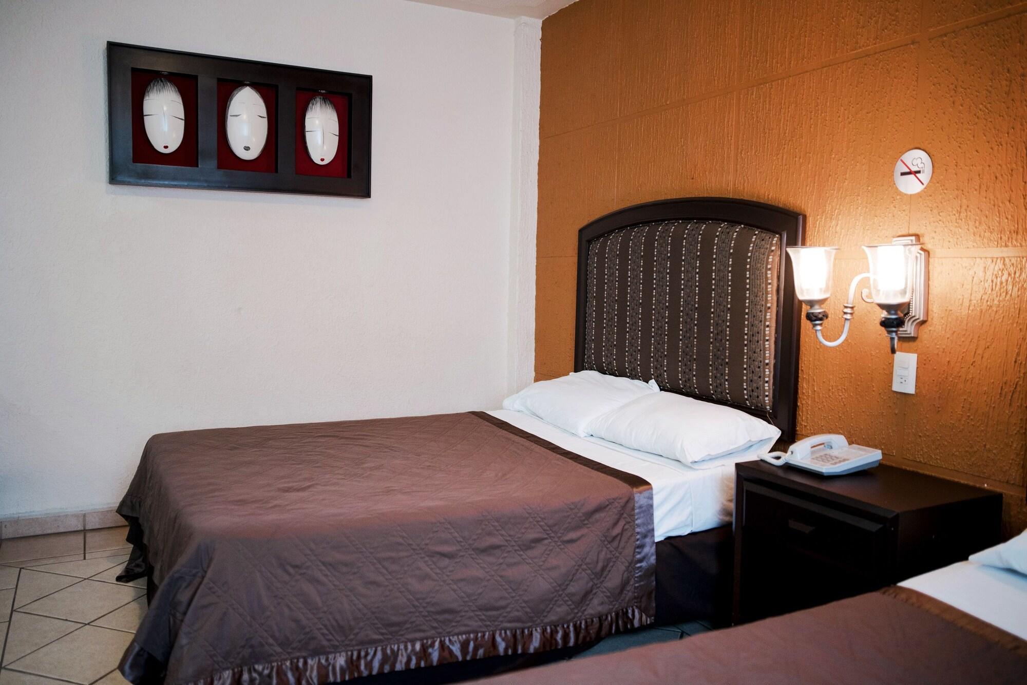 Eh Ejecutivo Urban Hotel Tepic Exterior photo